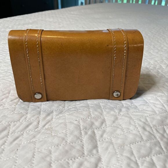 Vintage Bell & Howell Film Double Run Eight Model 134-G Cine Camera w/ Lens Case - Picture 2 of 16